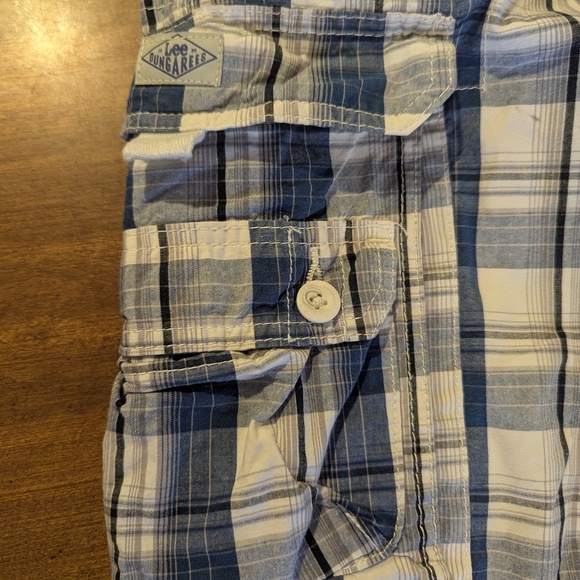 Lee Blue and White Cargo Shorts for Casual Wear - Picture 3 of 7